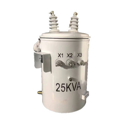 25kva เครื่องแปลงกระจายน้ํามันแบบระยะเดียว เติมน้ํามันด้วยเสา 13.8KV ถึง 240V