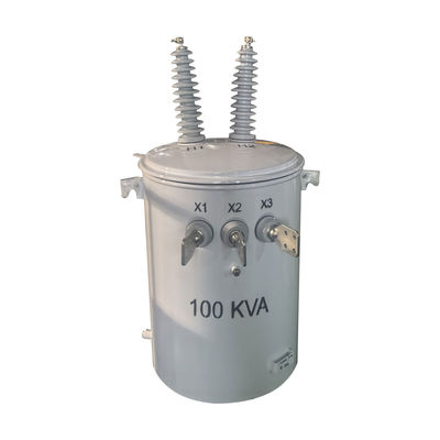 100kva Single Phase Electrical Pole Mounted Type Distribution Transformer Oil ลงน้ํามัน 24.9KV ถึง 240V