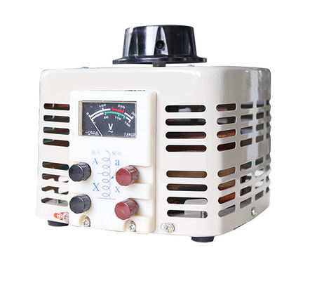 3KVA โคมไฟ 3 เฟสตัวควบคุมแรงดันไฟฟ้าอัตโนมัติ Variac โรตารี่ลูกบิด 0-250VAC